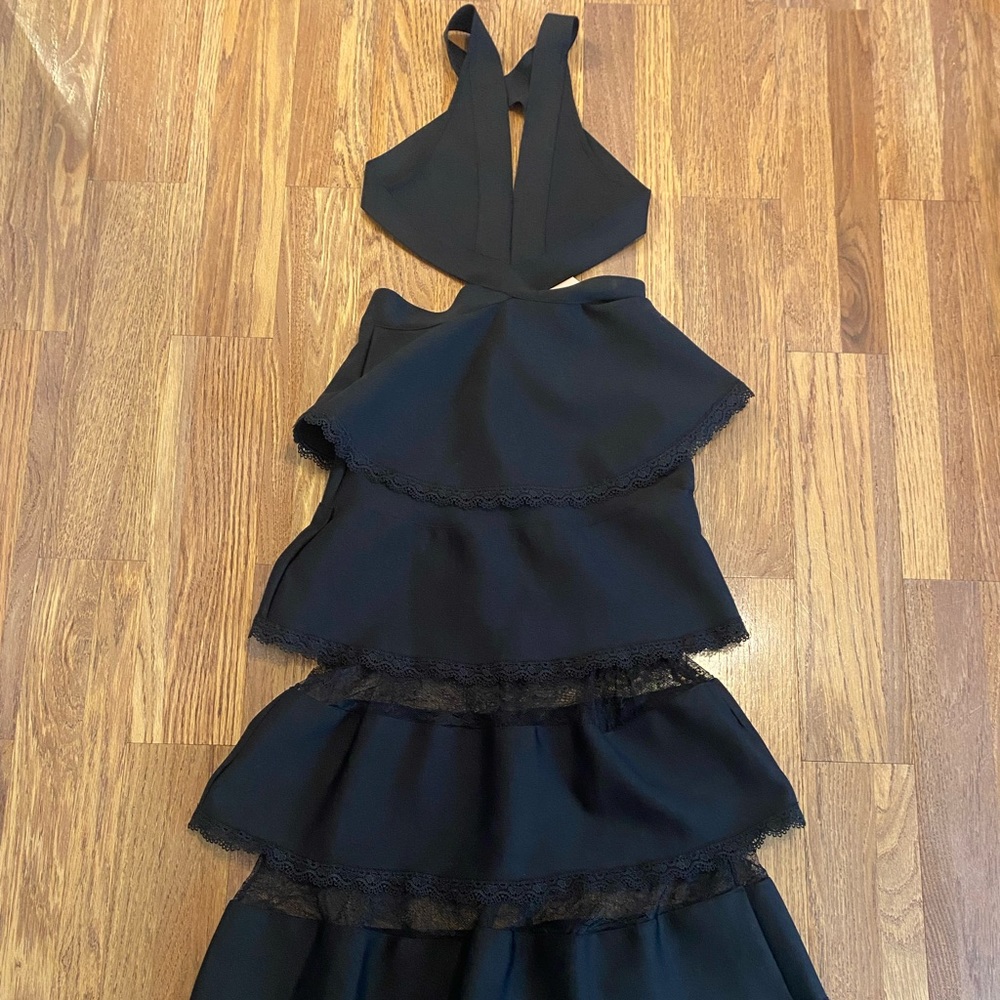 Anne Louise boutique dress - Picture 2 of 8